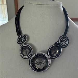 Elegant Black and Silver Necklace